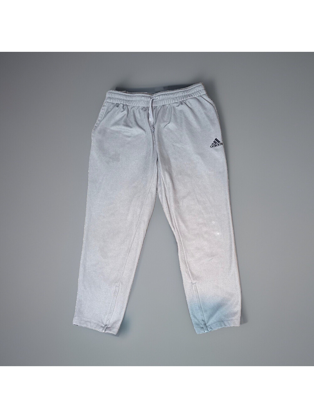 adidas Men’s Gray Fleece Sweatpants Joggers XL Drawstring Pockets Tapered